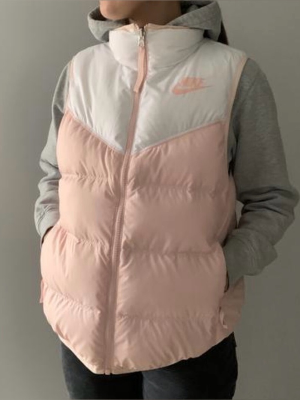 Nike Sportswear Windrunner Down-Fill Reversible Puffer Vest Pink/White.Size S